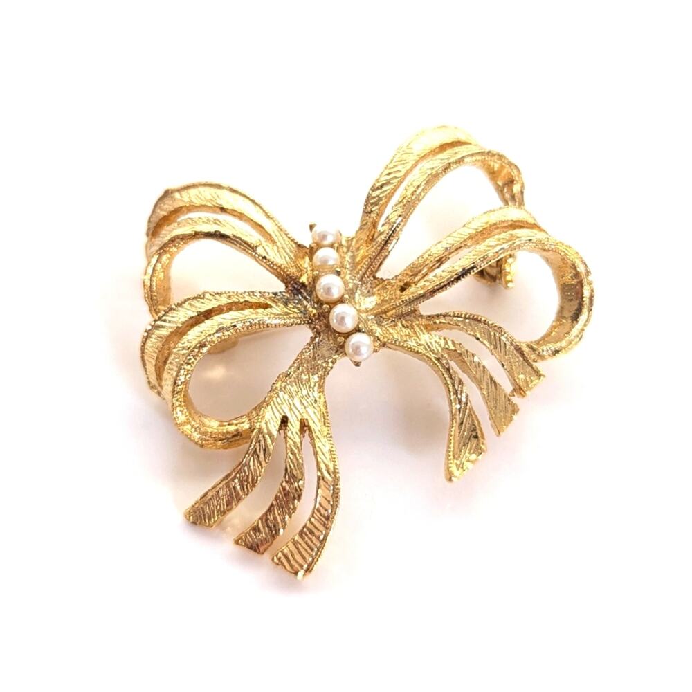 Vintage Estate Gold Tone Open Work Flowy Faux Pearl Cottagecore Bow Brooch